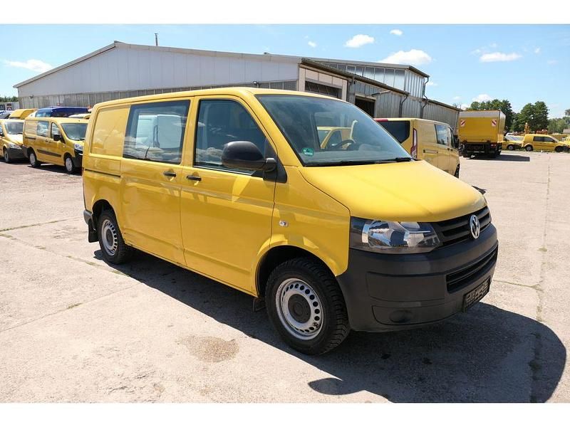 Gebraucht VW Transporter 84 PS (61 kW) 2014 Ginstergelb r1032 Van