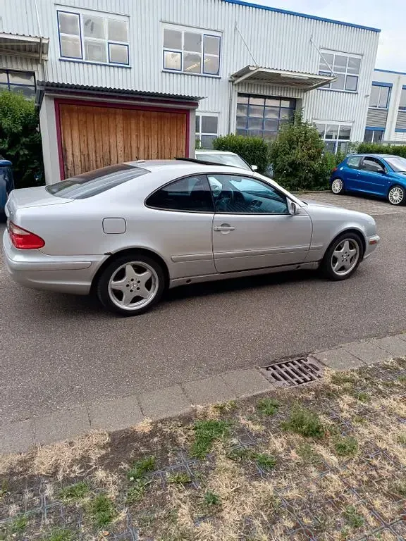 Gebraucht Mercedes CLK55 AMG AMG 347 PS (255 kW) 2000 Silber Coupé