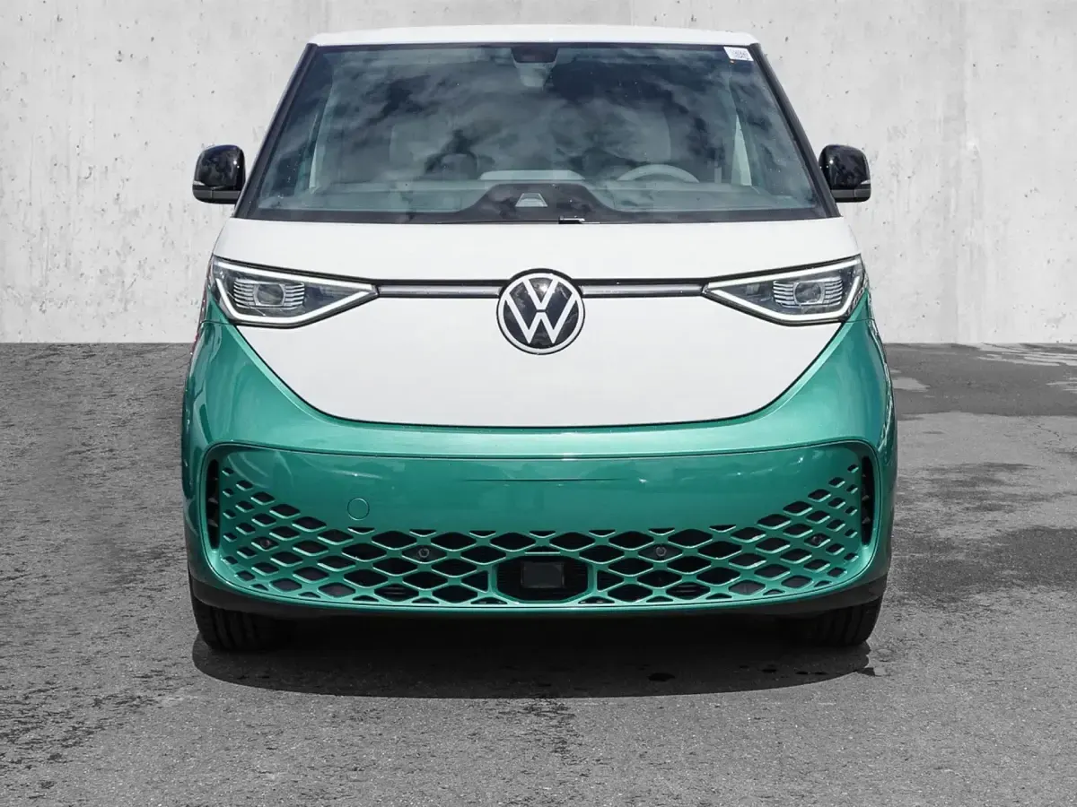 Gebraucht VW ID. Buzz Pro 150 kW (204 PS) 2024 Weiß Van / Kleinbus