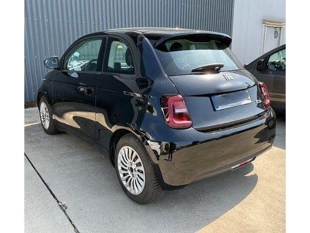 Gebraucht Fiat 500e Action 69 kW (95 PS) 2023 Schwarz Kleinwagen