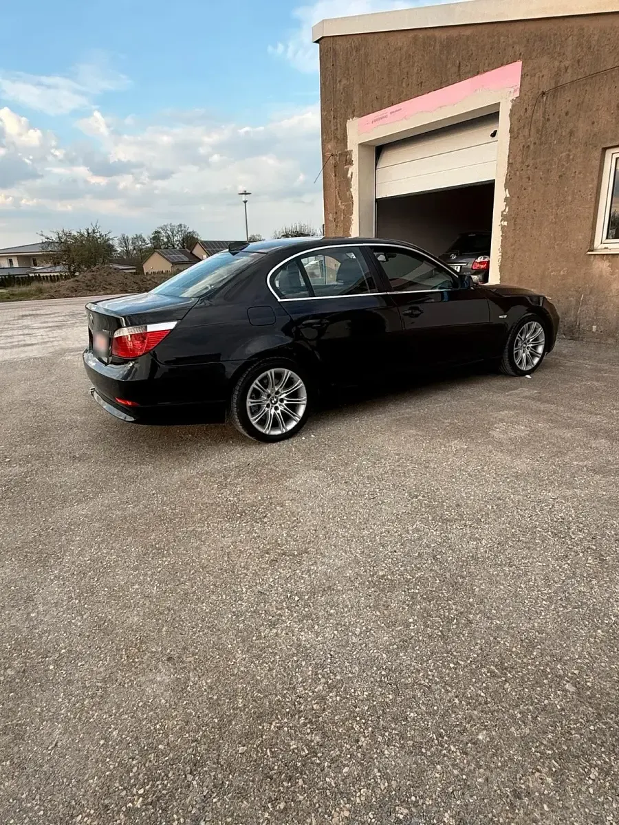 Gebraucht BMW 530 231 PS (169 kW) 2005 Schwarz Limousine