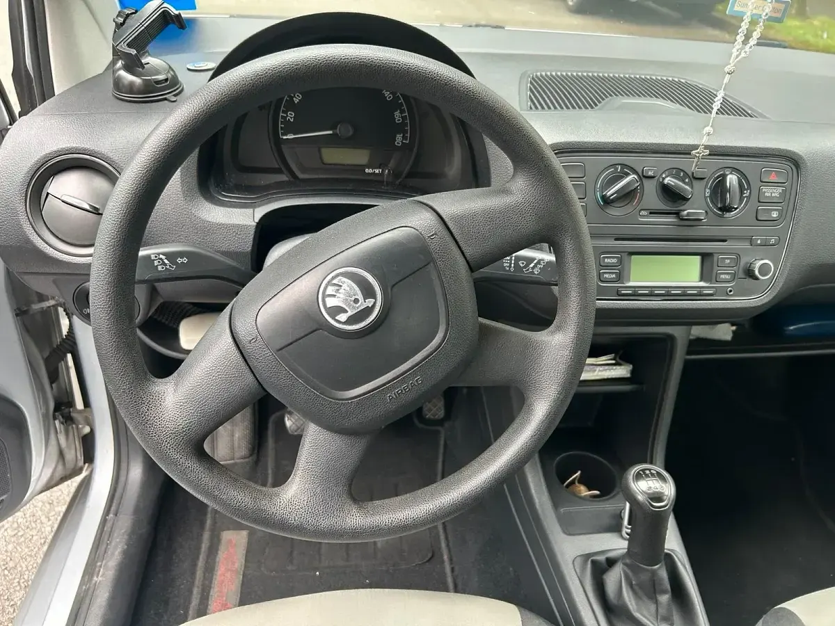Gebraucht Skoda Citigo 60 PS (44 kW) 2012 Silber Kleinwagen