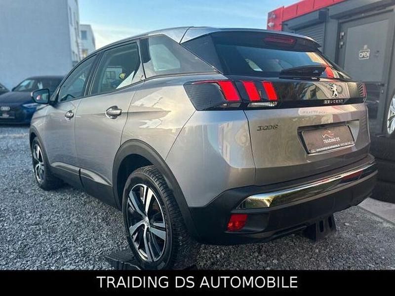 Gebraucht Peugeot 3008 Premium 131 PS (96 kW) 2020 Grau SUV