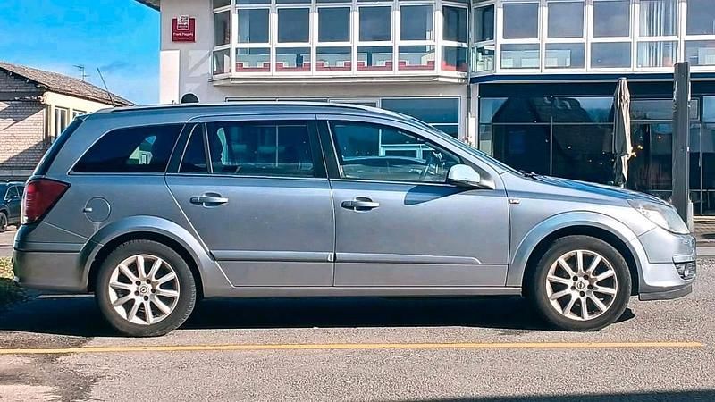 Gebraucht Opel Astra 2005 Grau Kombi