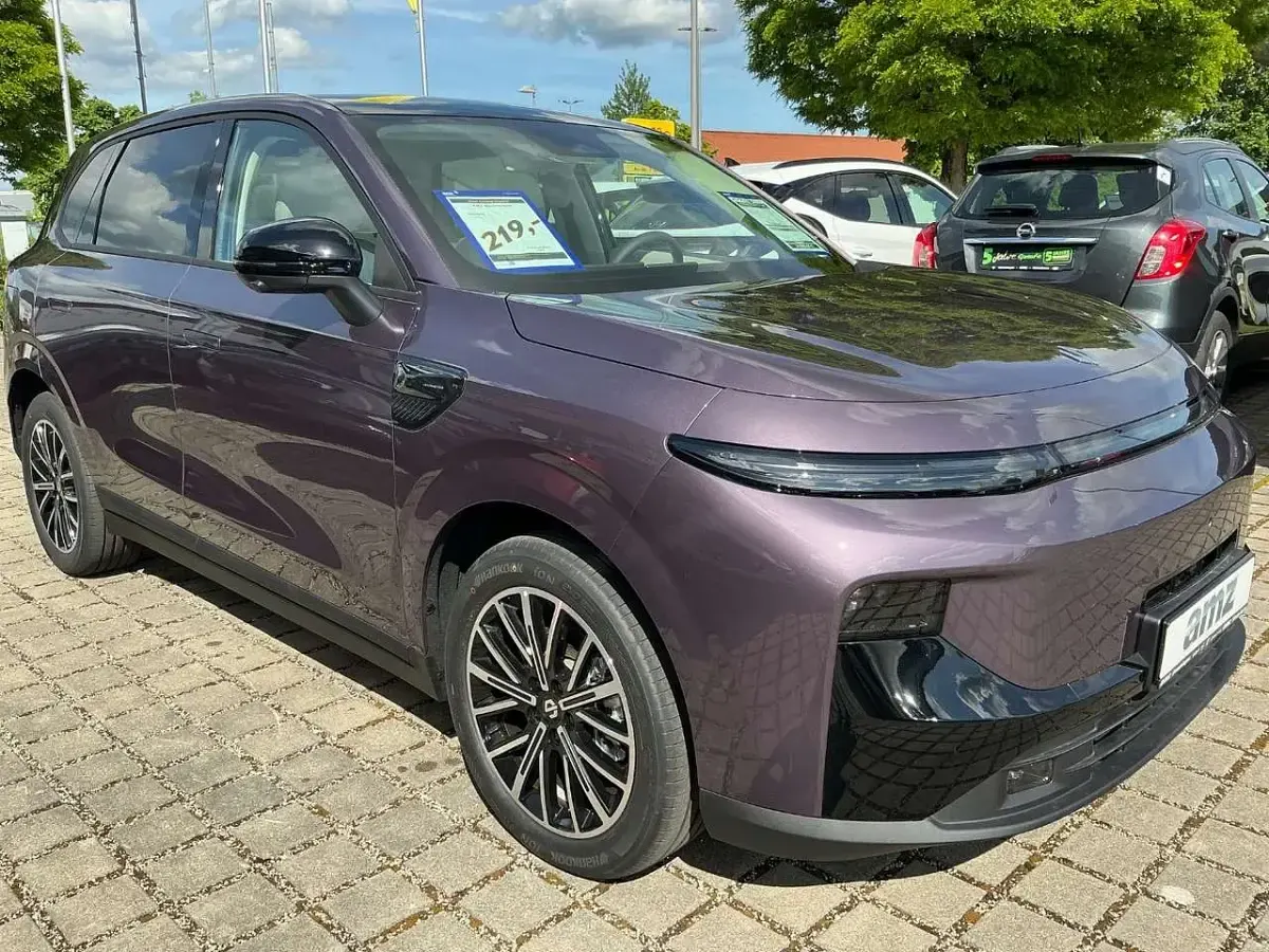 Neu Leapmotor B10 218 PS (160 kW) 2026 Dawn purple SUV