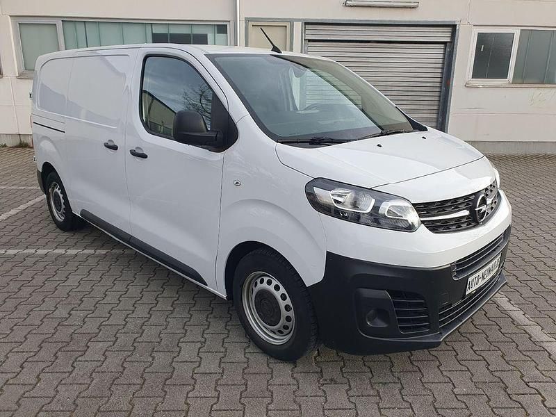 Gebraucht Opel Vivaro 102 PS (75 kW) 2023 Weiß Van / Kleinbus