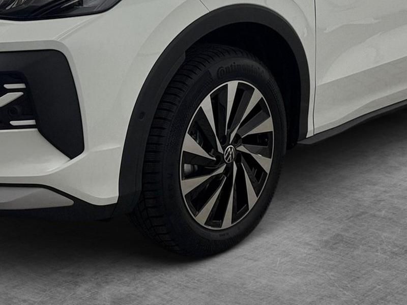 Second-hand VW T-Roc Life 150 CP (110 kW) 2026 SUV