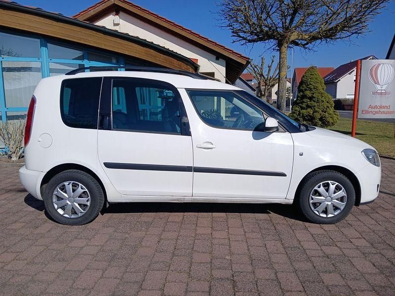 Gebraucht Skoda Roomster Plus Edition 69 PS (50 kW) 2009 Weiß Van / Kleinbus