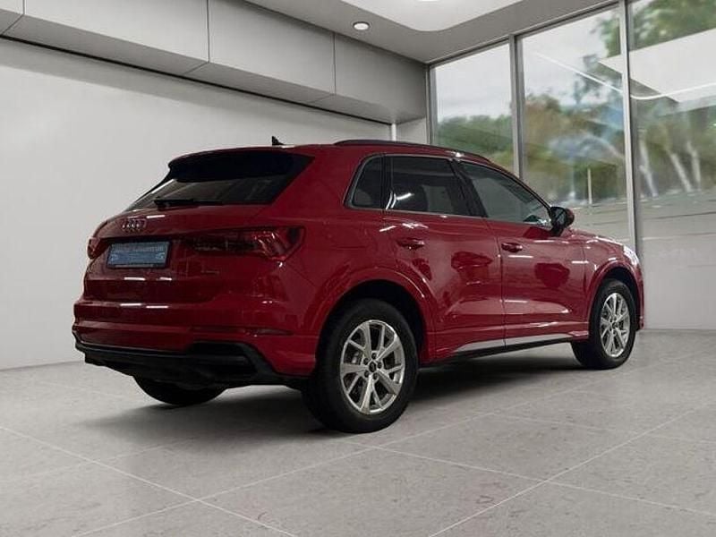Gebraucht Audi Q3 S-Line 244 PS (179 kW) 2024 Rot SUV