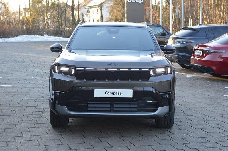 Neu Jeep Compass 156 kW (213 PS) 2026 Grün SUV