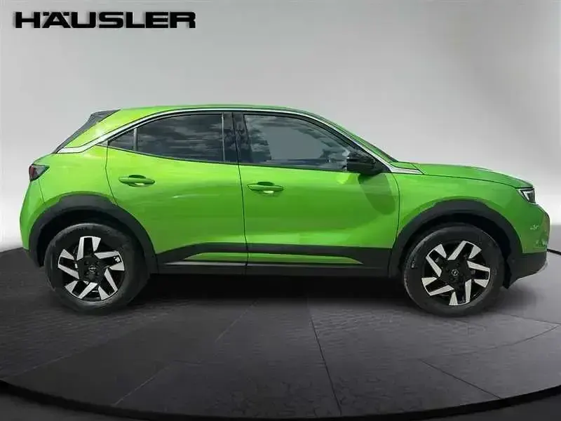 Gebraucht Opel Mokka Elegance 131 PS (96 kW) 2022 Matcha grün (metallic) SUV
