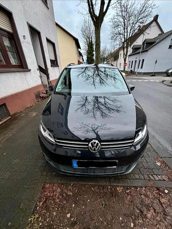 Gebraucht VW Touran 105 PS (77 kW) 2014 Schwarz Van / Kleinbus
