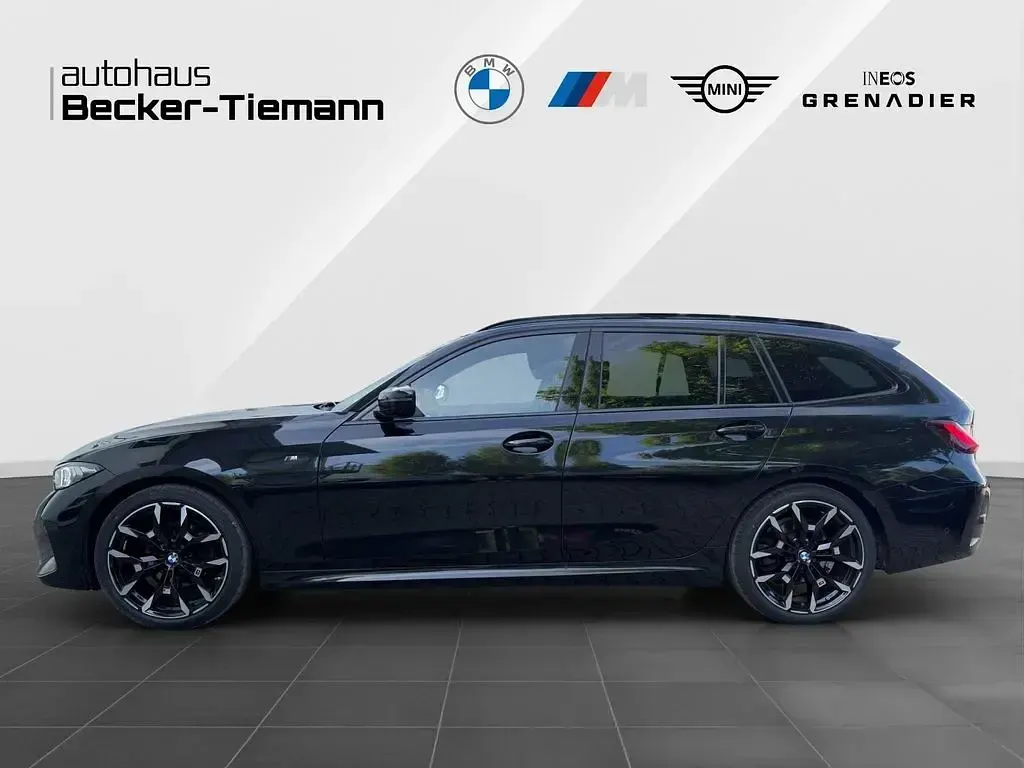 Gebraucht BMW 320 Comfort Edition 184 PS (135 kW) 2025 Saphirschwarz Kombi