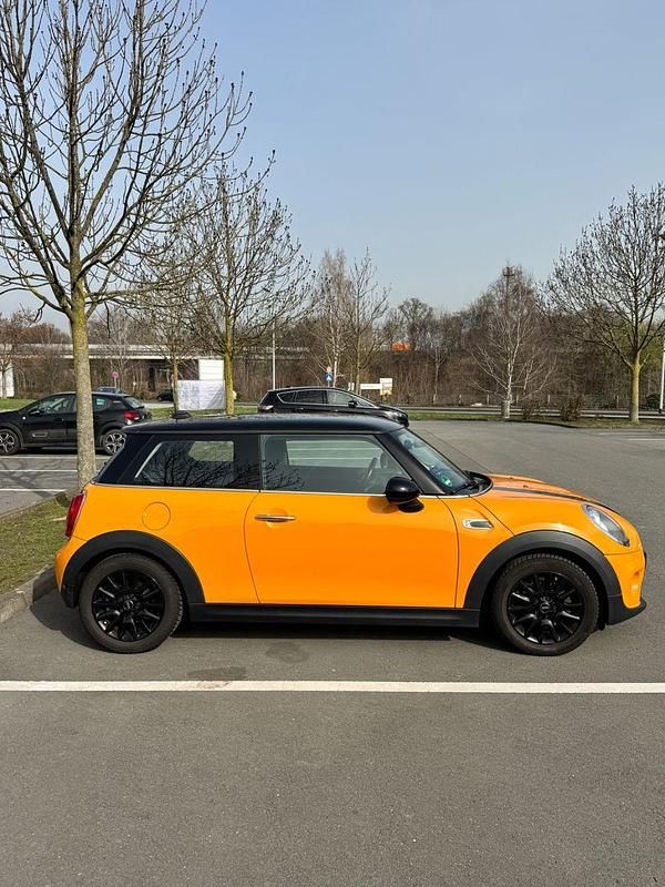 Gebraucht Mini Cooper D 116 PS (85 kW) 2014 Orange Kleinwagen