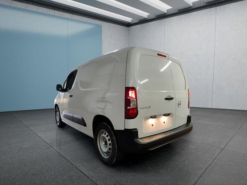 Gebraucht Opel Combo-e Life 100 kW (136 PS) 2024 Weiß Limousine