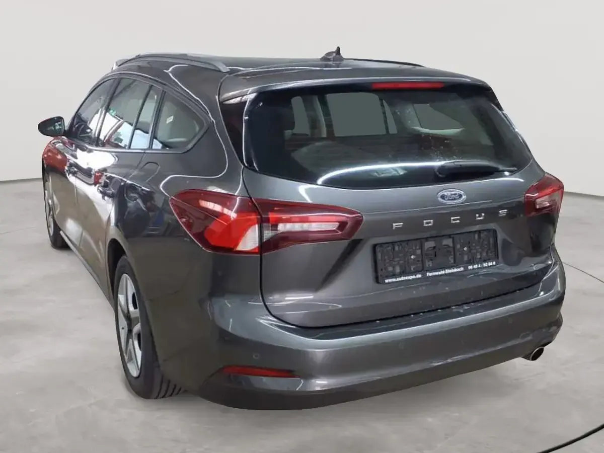 Gebraucht Ford Focus Cool & Connect 120 PS (88 kW) 2022 Magnetic metallic Kombi