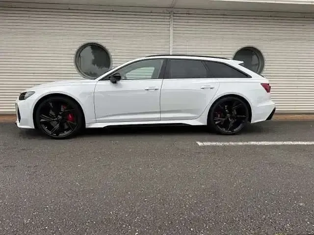 Gebraucht Audi RS6 Comfort 600 PS (441 kW) 2022 Gletscherweiss Kombi
