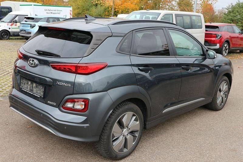 Gebraucht Hyundai Kona Style 150 kW (204 PS) 2019 Grau SUV