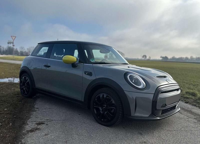 Gebraucht Mini Cooper SE Essential 135 kW (184 PS) 2022 Kleinwagen