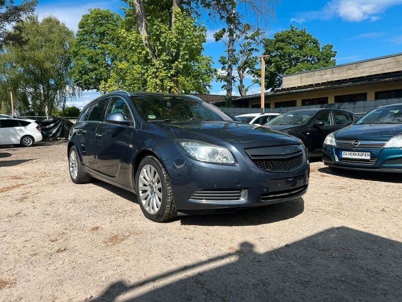 Grau Gebraucht 2009 Opel Insignia Kombi | 1.690 € - Bild 1/4