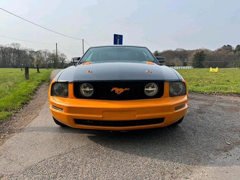 Gebraucht Ford Mustang 213 PS (156 kW) 2008 Orange Coupé