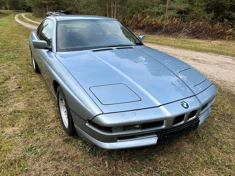 Blau Gebraucht 1991 BMW 850 Coupé | 29.999 € - Bild 1/4