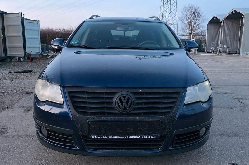 Gebraucht VW Passat 140 PS (102 kW) 2006 Blau Kombi