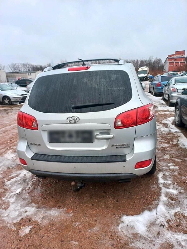 Gebraucht Hyundai Santa Fe 155 PS (114 kW) 2009 Silber SUV