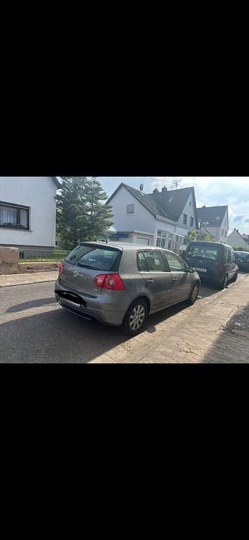Gebraucht VW Golf V Comfortline 122 PS (89 kW) 2007 Andere farben Limousine