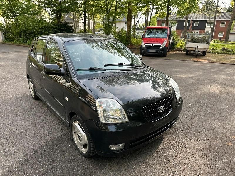 Usado Kia Picanto 65 HP (47 kW) 2006 Preto Citadino