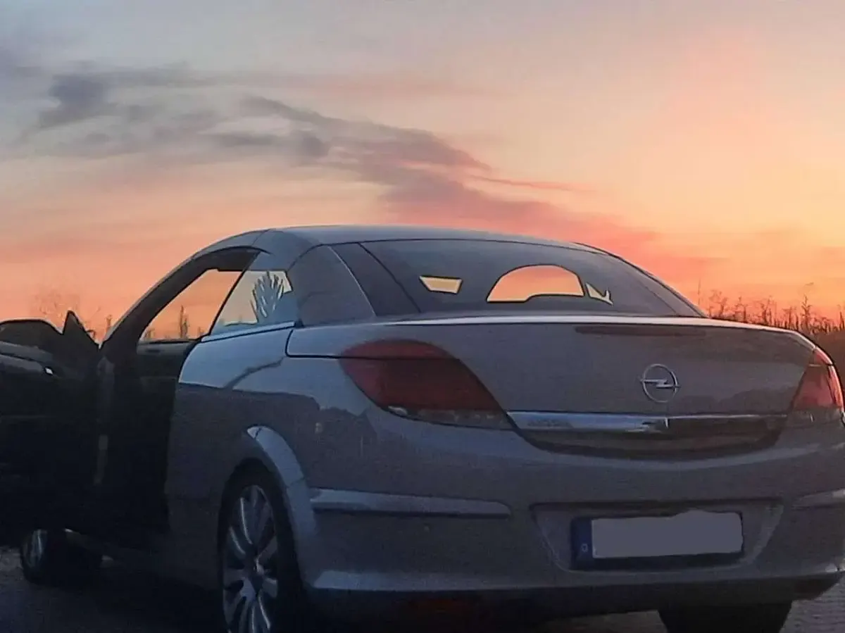 Gebraucht Opel Astra Cabriolet Edition 140 PS (102 kW) 2006 Cabrio