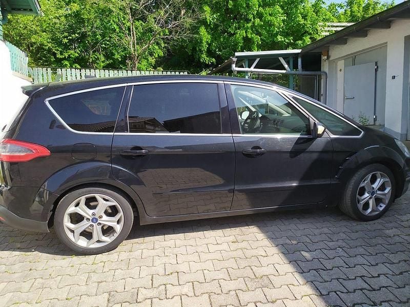 Gebraucht Ford S-MAX Titanium 200 PS (147 kW) 2011 Schwarz Van / Kleinbus