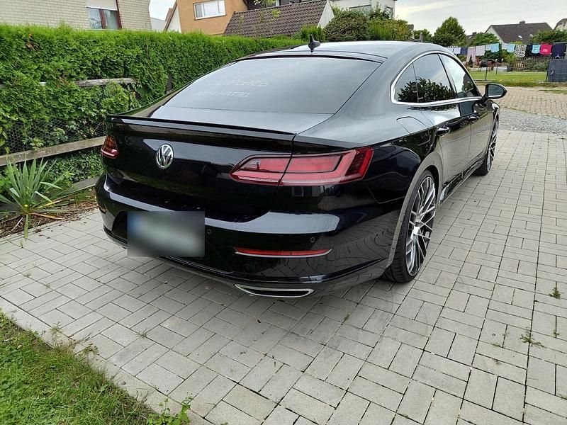 Gebraucht VW Arteon R-line 190 PS (139 kW) 2019 Schwarz Kleinwagen
