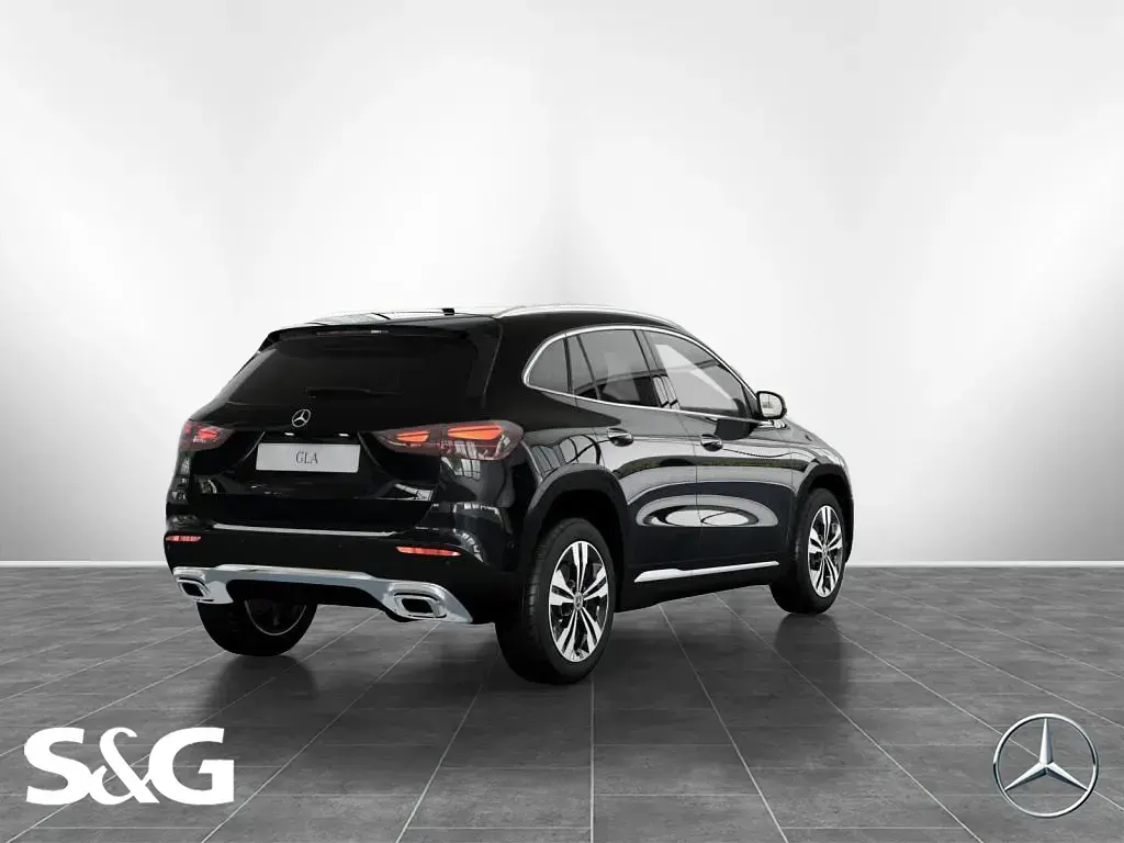 Gebraucht Mercedes GLA200 Edition 163 PS (119 kW) 2025 Kosmosschwarz metallic SUV