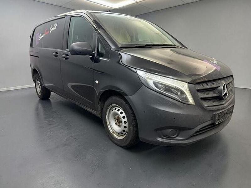 Gebraucht Mercedes Vito 150 PS (110 kW) 2021 Schwarz Van