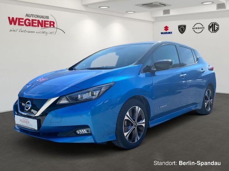 Blue m/black p Gebraucht 2020 Nissan Leaf 360º Kleinwagen | 15.990 € (Guter Preis) - Bild 1/4