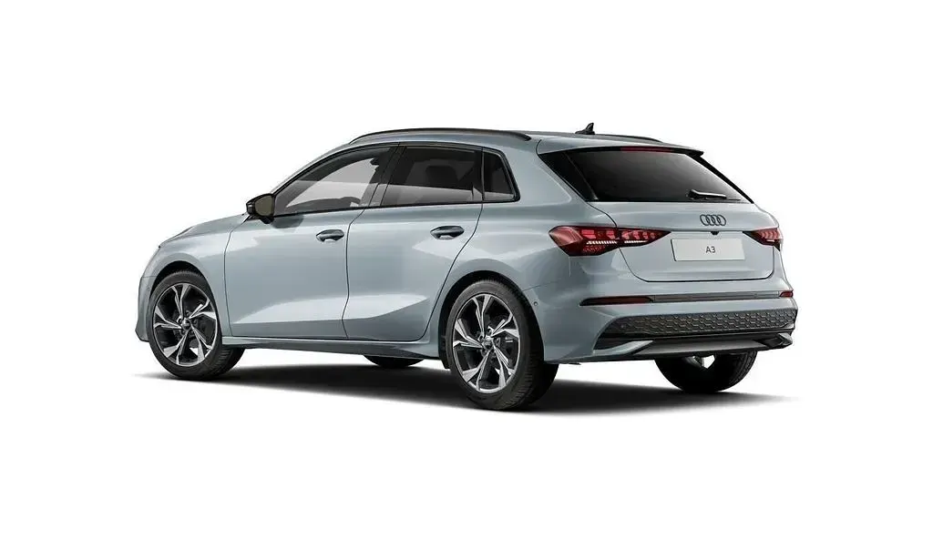 Gebraucht Audi A3 Advanced Plus 150 PS (110 kW) 2026 Pfeilgrau perleffekt Limousine