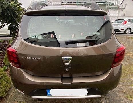 Gebraucht Dacia Sandero Stepway 90 PS (66 kW) 2019 Braun Limousine
