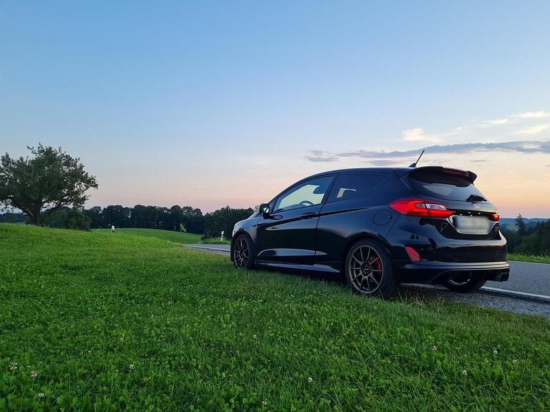 Gebraucht Ford Fiesta ST 200 PS (147 kW) 2019 Schwarz Kleinwagen