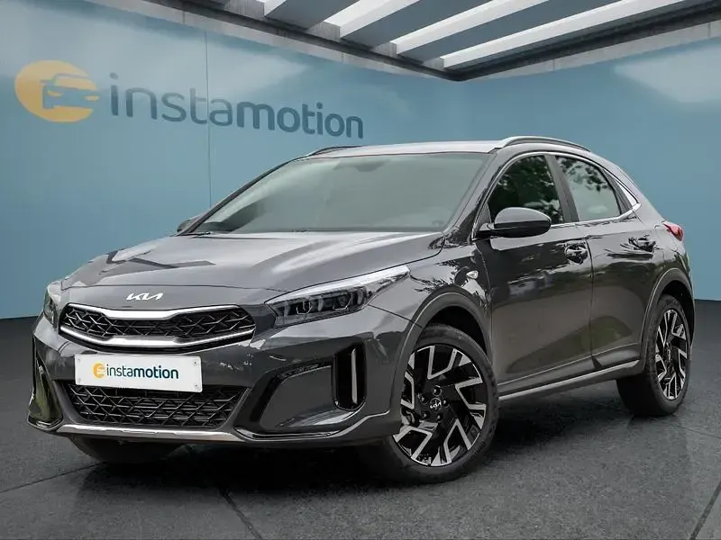 Neu Kia XCeed 140 PS (102 kW) 2025 Silber SUV