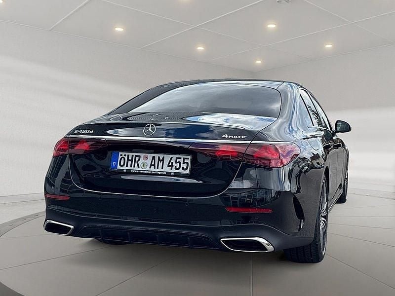Gebraucht Mercedes E450 367 PS (269 kW) 2026 Metalliclack obsidianschwarz Limousine