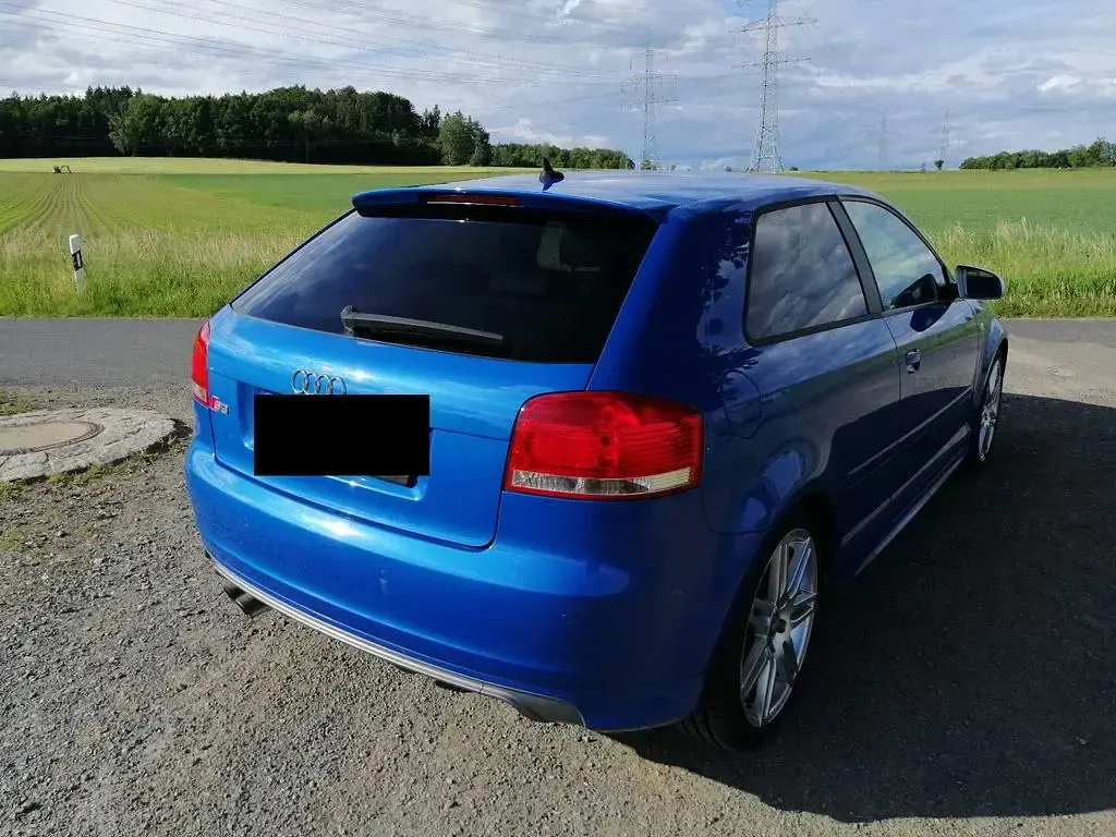 Gebraucht Audi S3 Sport 265 PS (194 kW) 2008 Blau Kleinwagen