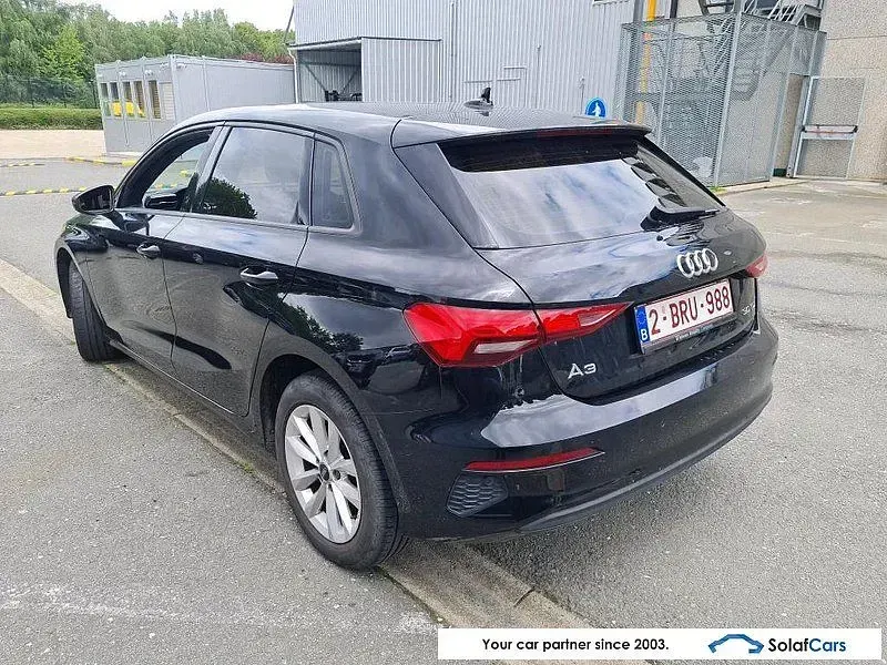 Gebraucht Audi A3 116 PS (85 kW) 2022 Schwarz Limousine
