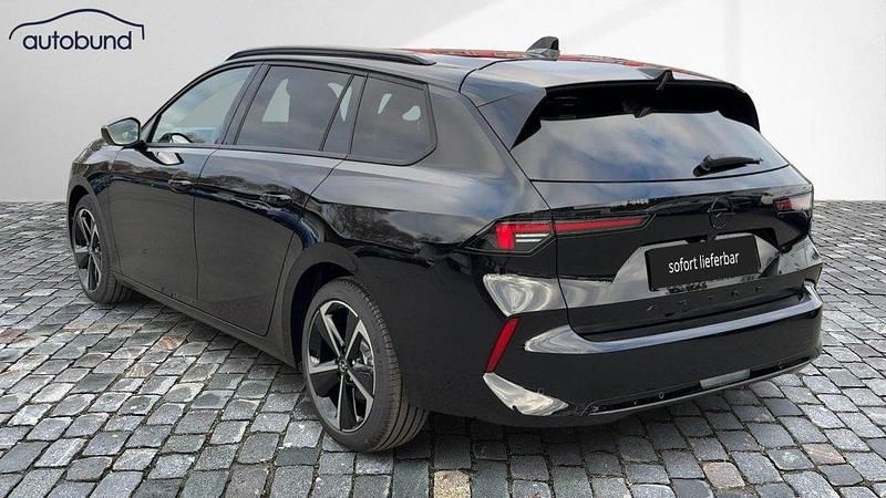 Neu Opel Astra 131 PS (96 kW) 2025 Schwarz Kombi