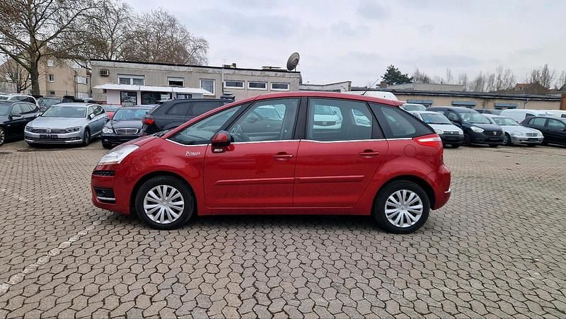 Gebraucht Citroën C4 Picasso 109 PS (80 kW) 2010 Rot Van / Kleinbus