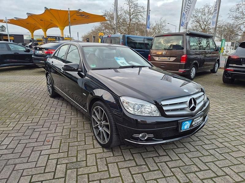 Gebraucht Mercedes C180 156 PS (114 kW) 2010 Schwarz Limousine