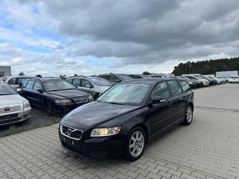 Schwarz Gebraucht 2012 Volvo V50 Kombi | 2.800 € (Superpreis) - Bild 1/4