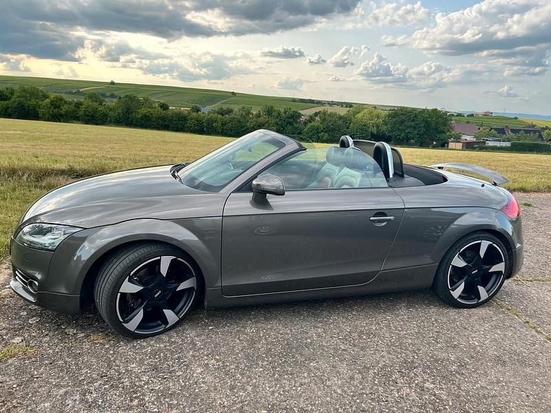 Gebraucht Audi TT Roadster 211 PS (155 kW) 2011 Cabrio