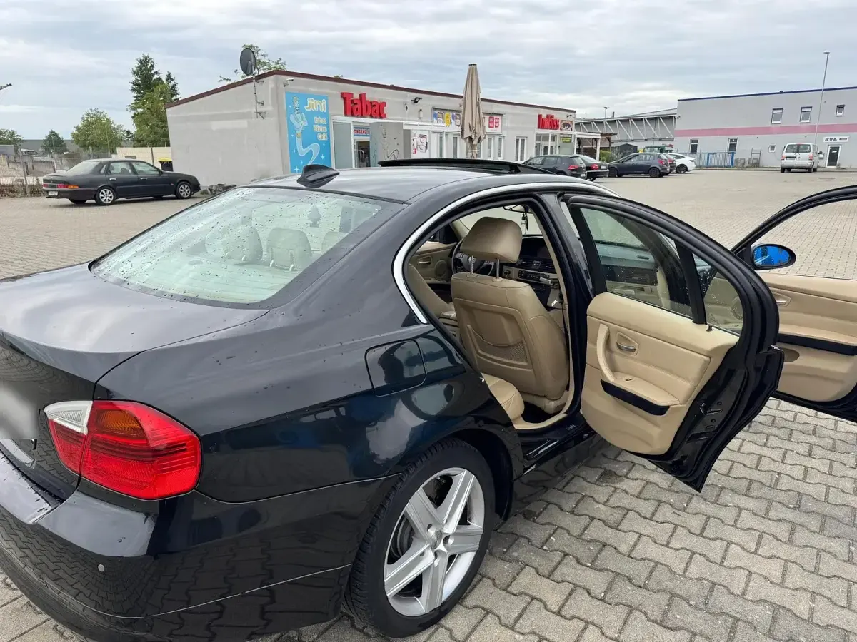 Gebraucht BMW 330 231 PS (169 kW) 2006 Schwarz Limousine