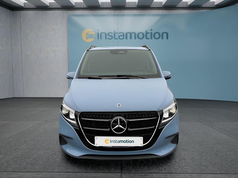 Gebraucht Mercedes V300 237 PS (174 kW) 2025 Blau Van / Kleinbus